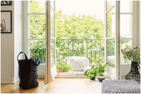 Balkontüren kaufen für einen kleinen Balkon