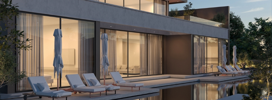 Foto eines modernen Hauses mit großen Fensterfronten und Terassentüren von meinfenster24.